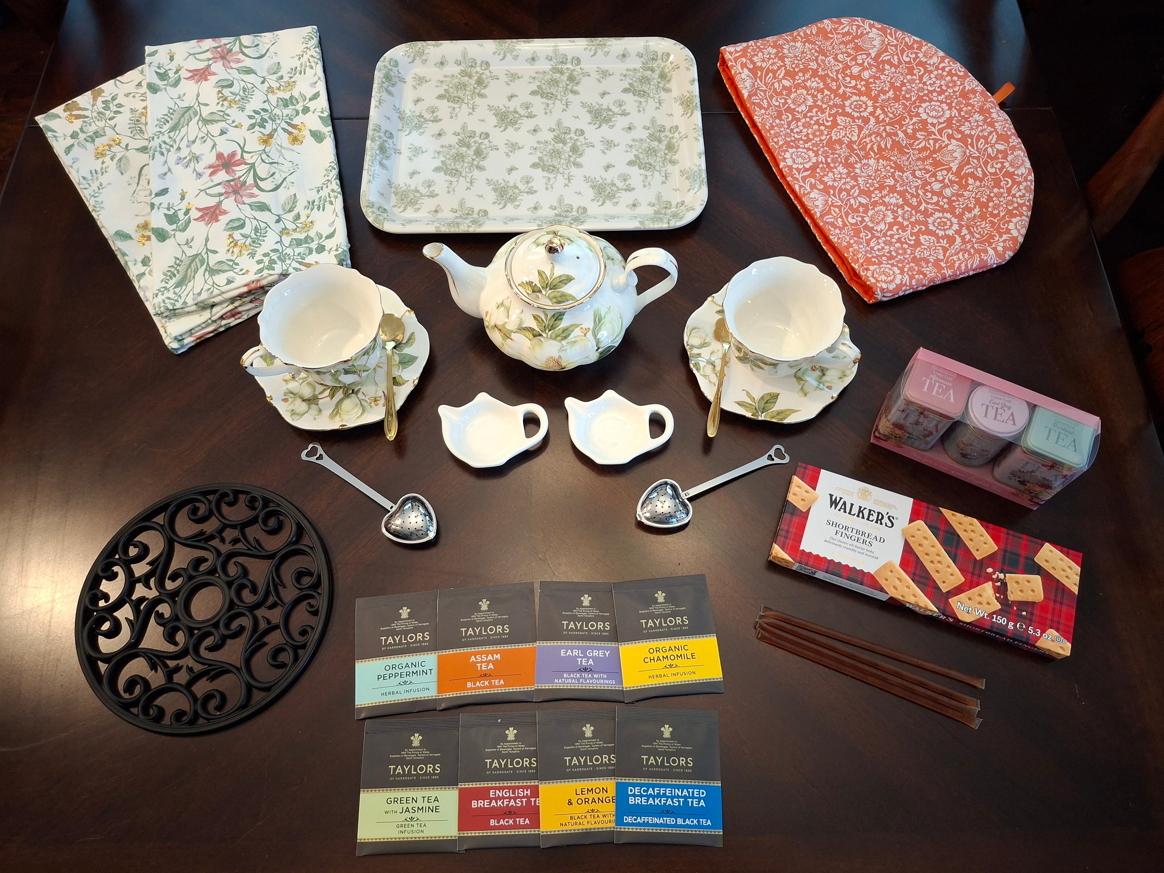 Tea Time Set ~ Green & White Floral